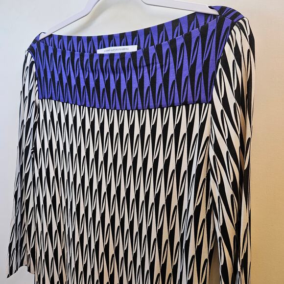 Diane VonFurstendberg Ruri Silk Dress Size 8 Geometric Stretch 3/4 Sleeve - Picture 3 of 9